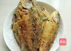 玉米面炖鲫鱼的做法图解1