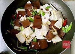 鸭血炖豆腐的做法图解6