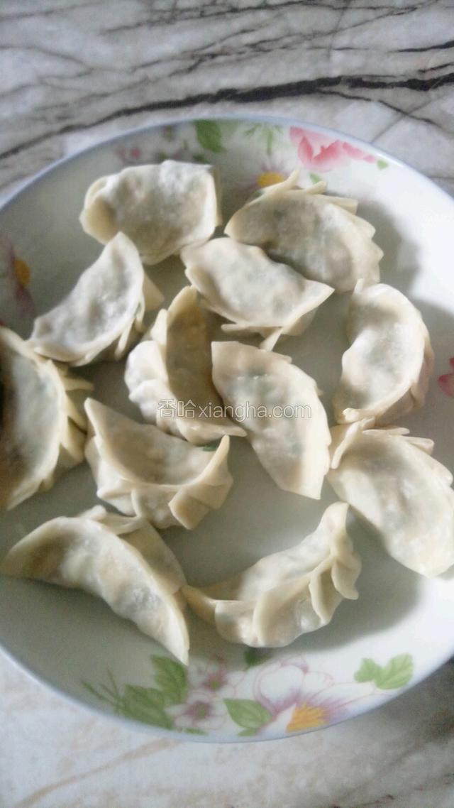 饺子一份。