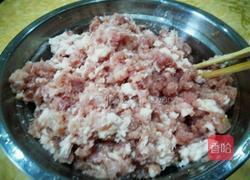 香菇豆角猪肉饺子的做法图解1