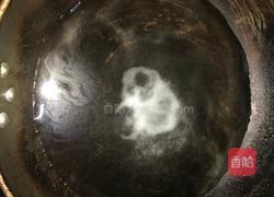 培根炒空心意面的做法图解1