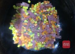 培根炒空心意面的做法图解6