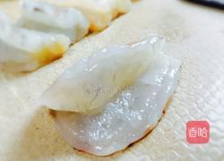 虾仁炒秋葵的做法图解1