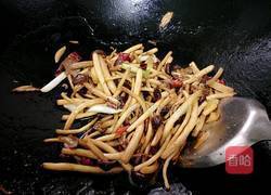 干煸茶树菇的做法图解8