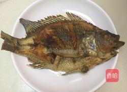 油煎焖烧罗非鱼的做法图解3