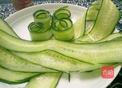 凉拌黃瓜的做法图解1
