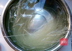 凉拌韭菜粉丝的做法图解3