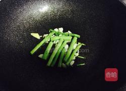 米线花样吃—黑椒炒米线的做法图解4