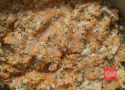 胡萝卜香菇猪肉馅饺子的做法图解5