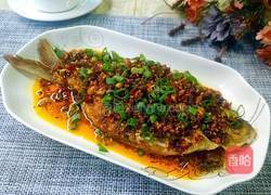 老干妈煎武昌鱼的做法图解1