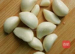 蒜蓉粉丝蒸扇贝的做法图解5