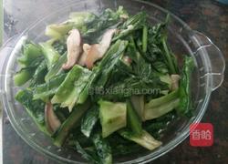 油麦菜炒香菇的做法图解7