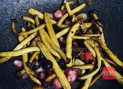 腊肠茶树菇小炒的做法图解7