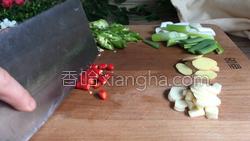 干锅茶树菇香干的做法图解2