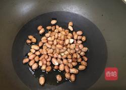 炒花生米的做法图解3