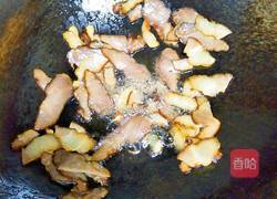 小柱私房菜之藠头炒腊肉的做法图解3