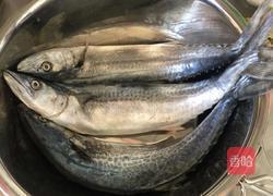 红烧鲅鱼的做法图解1