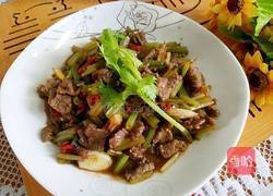 小炒牛肉的做法图解1
