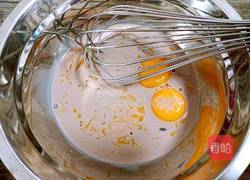 蓝莓酱椰蓉蛋糕卷的做法图解5