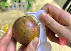 百香果茶的做法图解1