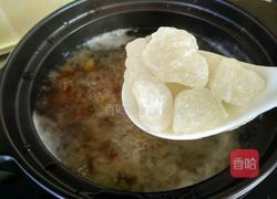 蔓越莓桃胶百合银耳羹的做法图解10