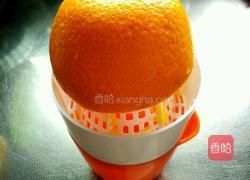 6寸鲜橙汁戚风蛋糕的做法图解1