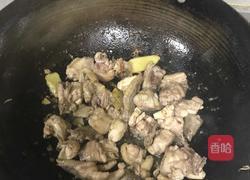 姜炒子鸡的做法图解1