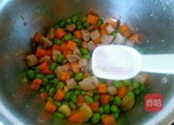 毛豆炒胡萝卜粒的做法图解9
