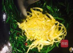 韭菜炒蛋皮的做法图解12