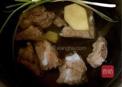 冬瓜排骨汤的做法图解2