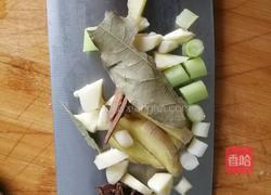 牛肉炖土豆的做法图解2