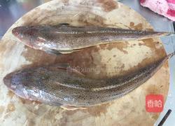 巴子鱼炖豆腐的做法图解1