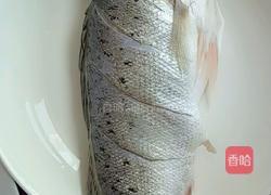 泰式柠香鲈鱼的做法图解1