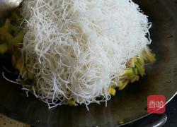 青南瓜炒粉丝的做法图解15