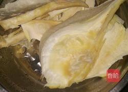 榴莲皮排骨汤的做法图解2