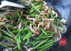 芹菜炒粉的做法图解9