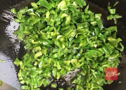 青椒鸡蛋烙的做法图解3