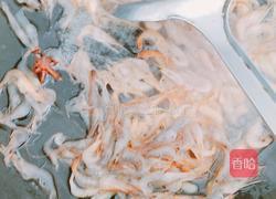 鲜河虾炒韭菜的做法图解4