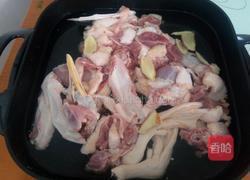 酸姜柠檬鸭的做法图解2