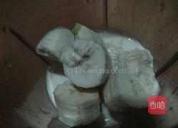 香蕉牛奶的做法图解3