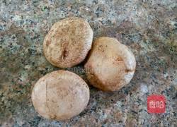 香菇猪肉白菜饺子的做法图解2