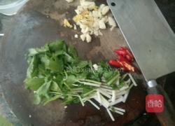 油条炒肉的做法图解1