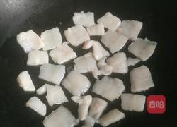 红萝卜炒瘦肉的做法图解3