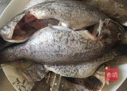 酱香海鱼的做法图解1