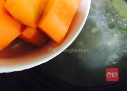胡萝卜红枣猪蹄汤的做法图解12