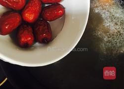 胡萝卜红枣猪蹄汤的做法图解13