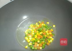 青豆玉米胡萝卜虾仁的做法图解5