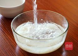 潮汕鲜虾砂锅粥的做法图解1