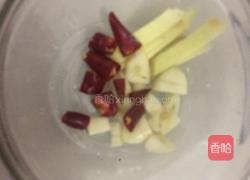 酸辣炒粉的做法图解3