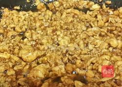 一品手擀鸡蛋炸酱面的做法图解4